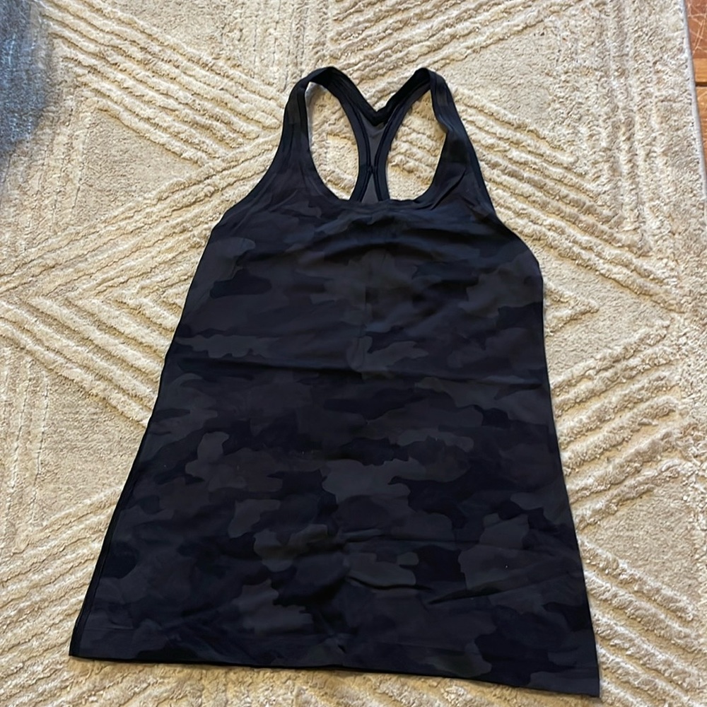 Size 8 lululemon black camo tank